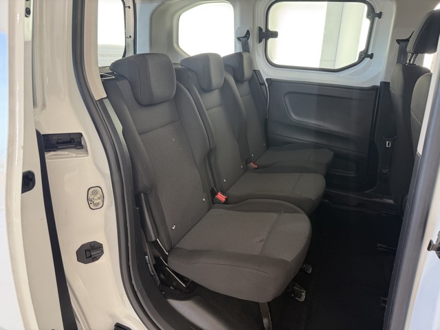 Citroën Berlingo BlueHDi 100 CV Talla M (2020) asientos trasero