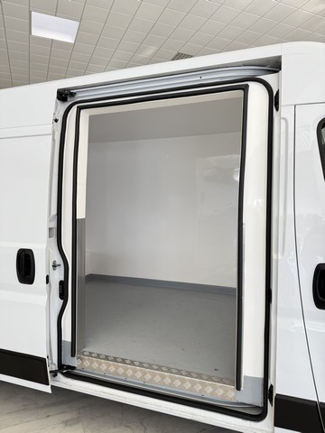 Citroën Jumper 2.0 HDi 140 CV L3H2 Isotermo puerta lateral cámara frigorífica