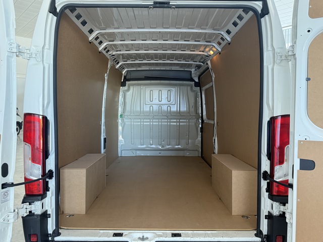 Citroen Jumper L3H2 interior trasero
