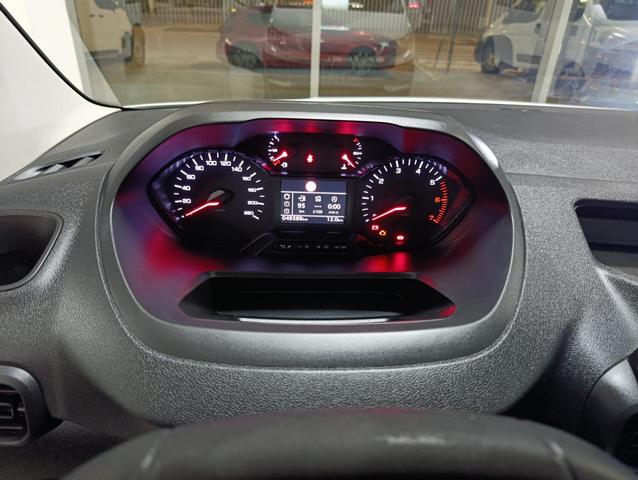 Furgoneta Peugeot Rifter Standard BlueHDi seminueva cuadro de mandos