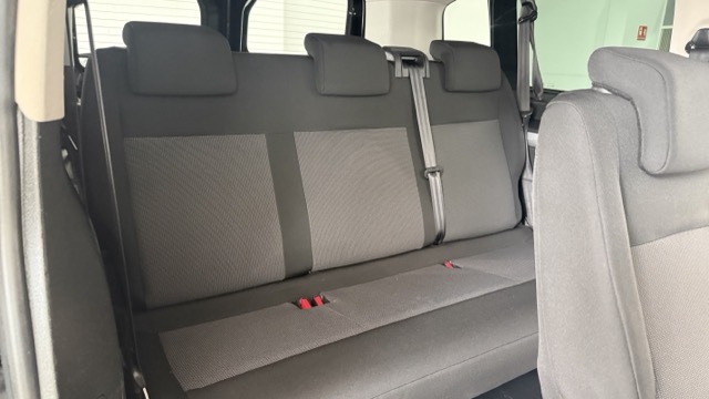 Citroen SpaceTourer XL 9 PLAZAS 2.0 HDI150CV  asientos traseros