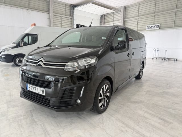 Citroen SpaceTourer XL 9 PLAZAS 2.0 HDI150CV  en la zona de exposición