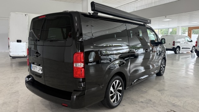 Citroen SpaceTourer XL 9 PLAZAS 2.0 HDI150CV  segunda mano en sevilla