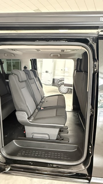 Citroen SpaceTourer XL 9 PLAZAS 2.0 HDI150CV zona interior