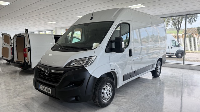 OPEL MOVANO L2H2 parte delantera