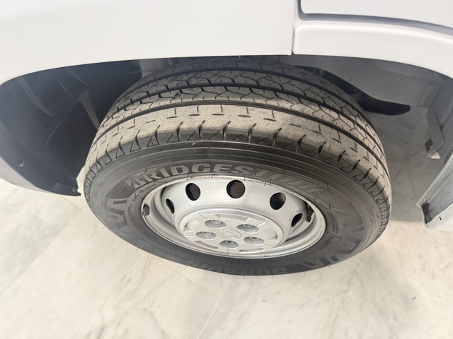 OPEL MOVANO L2H2 rueda