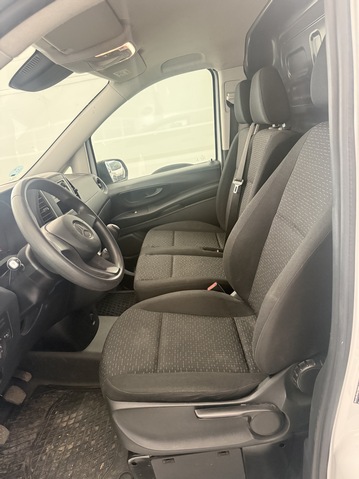 Asientos de la furgoneta Mercedes Vito Van