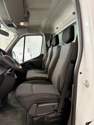 Furgoneta Nissan Interstar Caja Paquetera asientos itneriores
