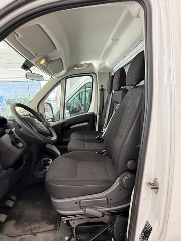 Peugeot Boxer · 3.5 L3 H2 BHDI 103kW (140CV) asientos delanteros de furgoneta