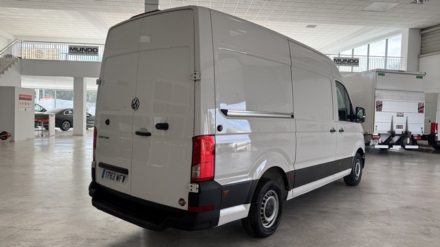 Volkswagen Crafter BM TN L3H2 parte trasera de la furgoneta