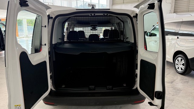 parte de atras abierta Volkswagen Caddy Cargo 2.0 TDI
